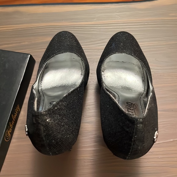 Sparkly black platform pump - Picture 2 of 7